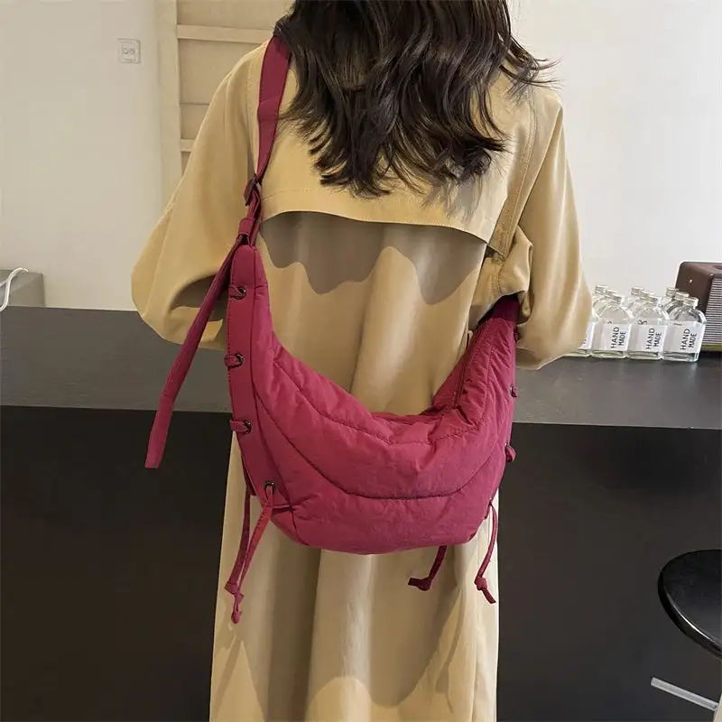 Modern Versatility: Large-Capacity Luxury Soft Crossbody Travel Bag