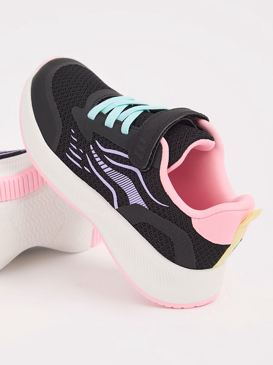 Black and Pink Mesh Single Strap Trainers detail 1