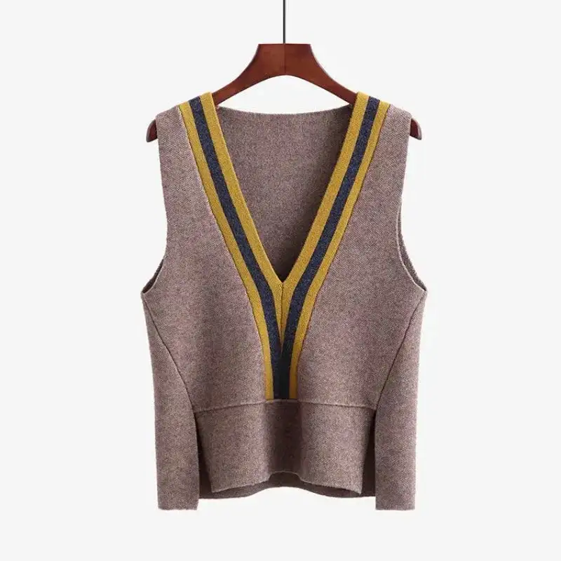Chic Mustard Knit Vest