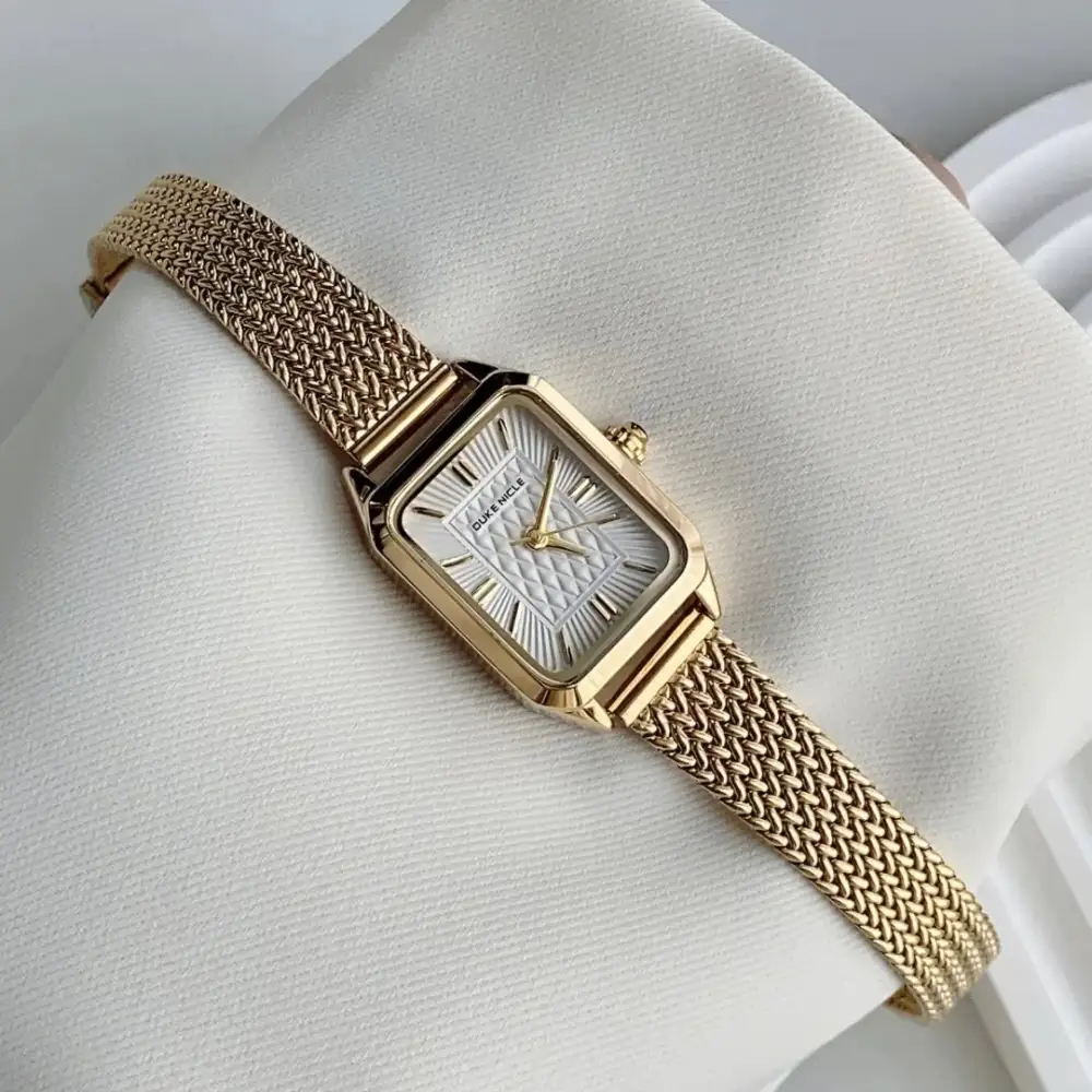 Arista Wristwatch
