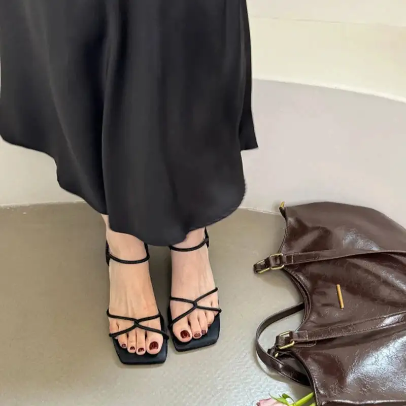 Open-Toe Block-Heel Heeled Sandals