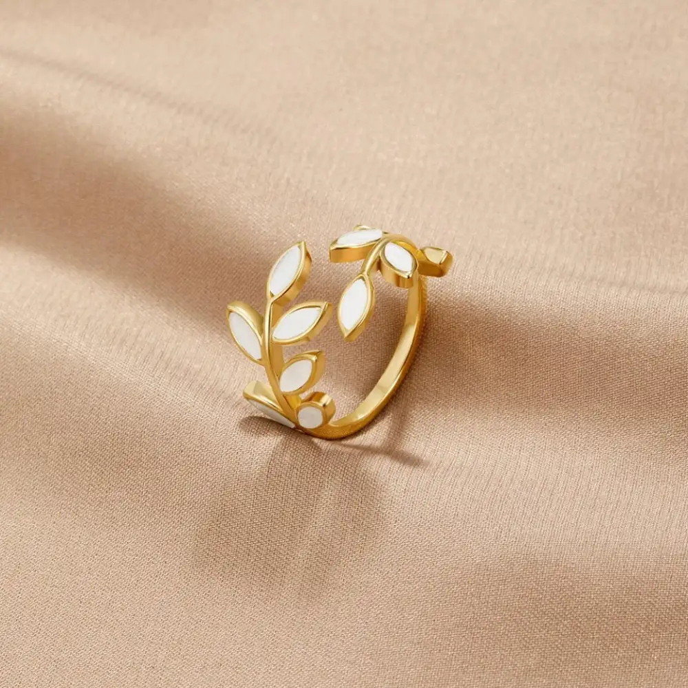 Pearl Adjustable Ring
