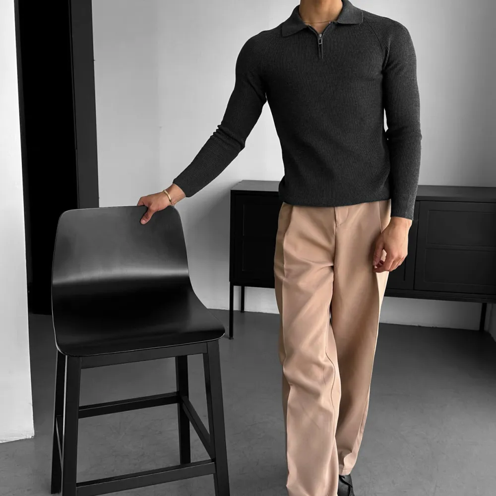 Tailored Collared Sweatershirt