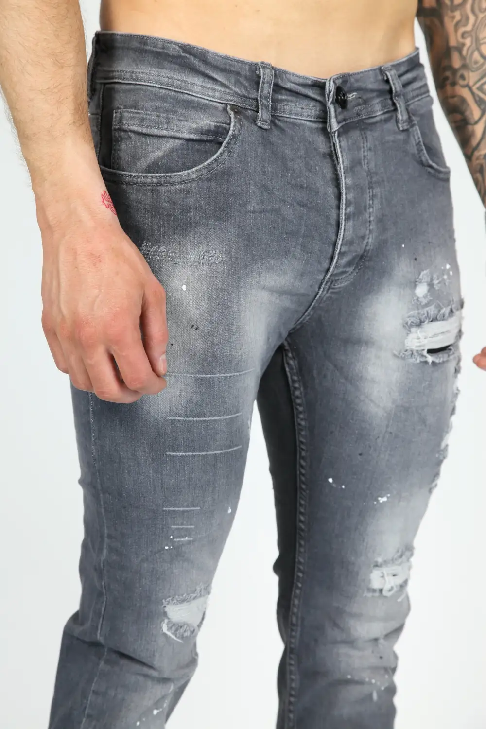 Modern Skinny Fit Distressed Paint Splatter Jeans