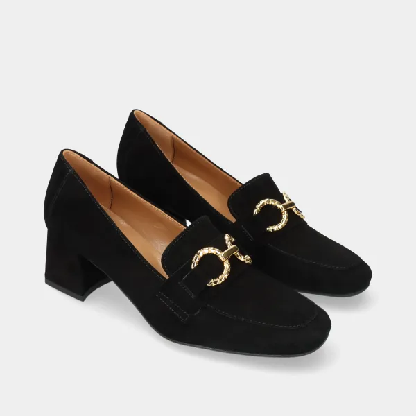 Refined Classic Leather Pumps