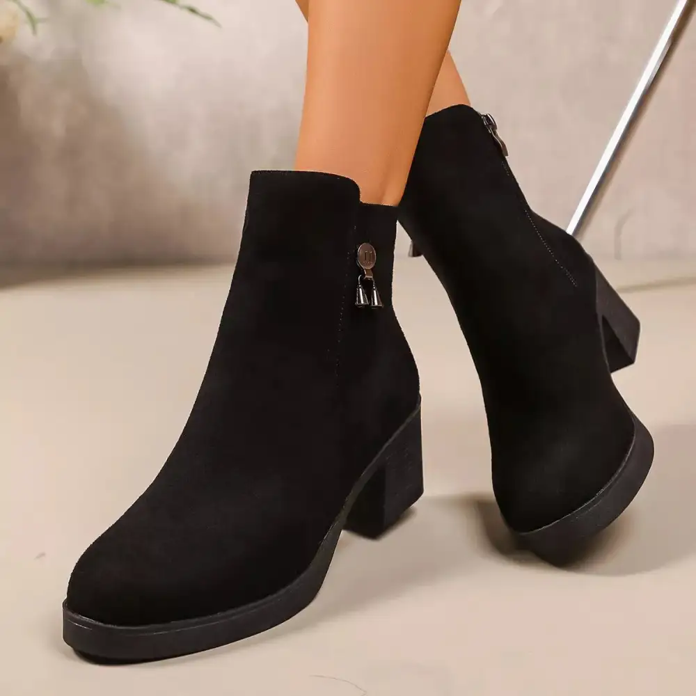 Lightweight Pointed Toe Block Heel Boots