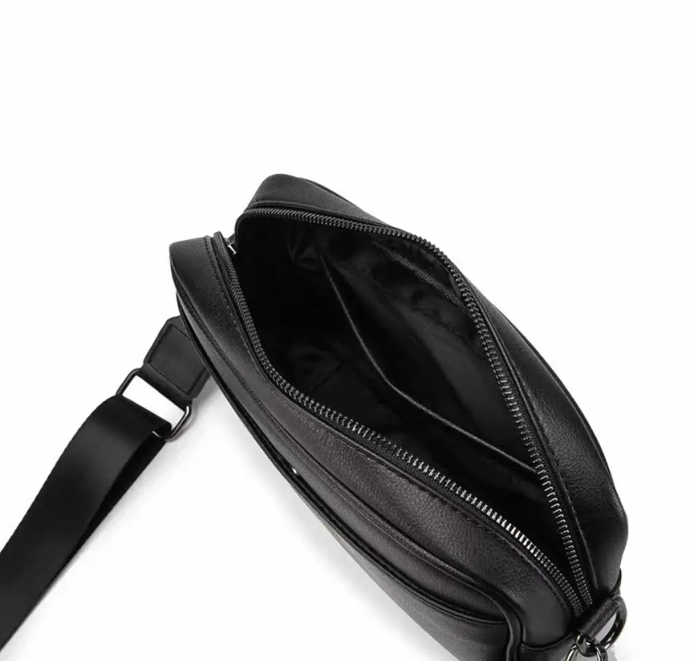 Relaxed Travel Companion Bag