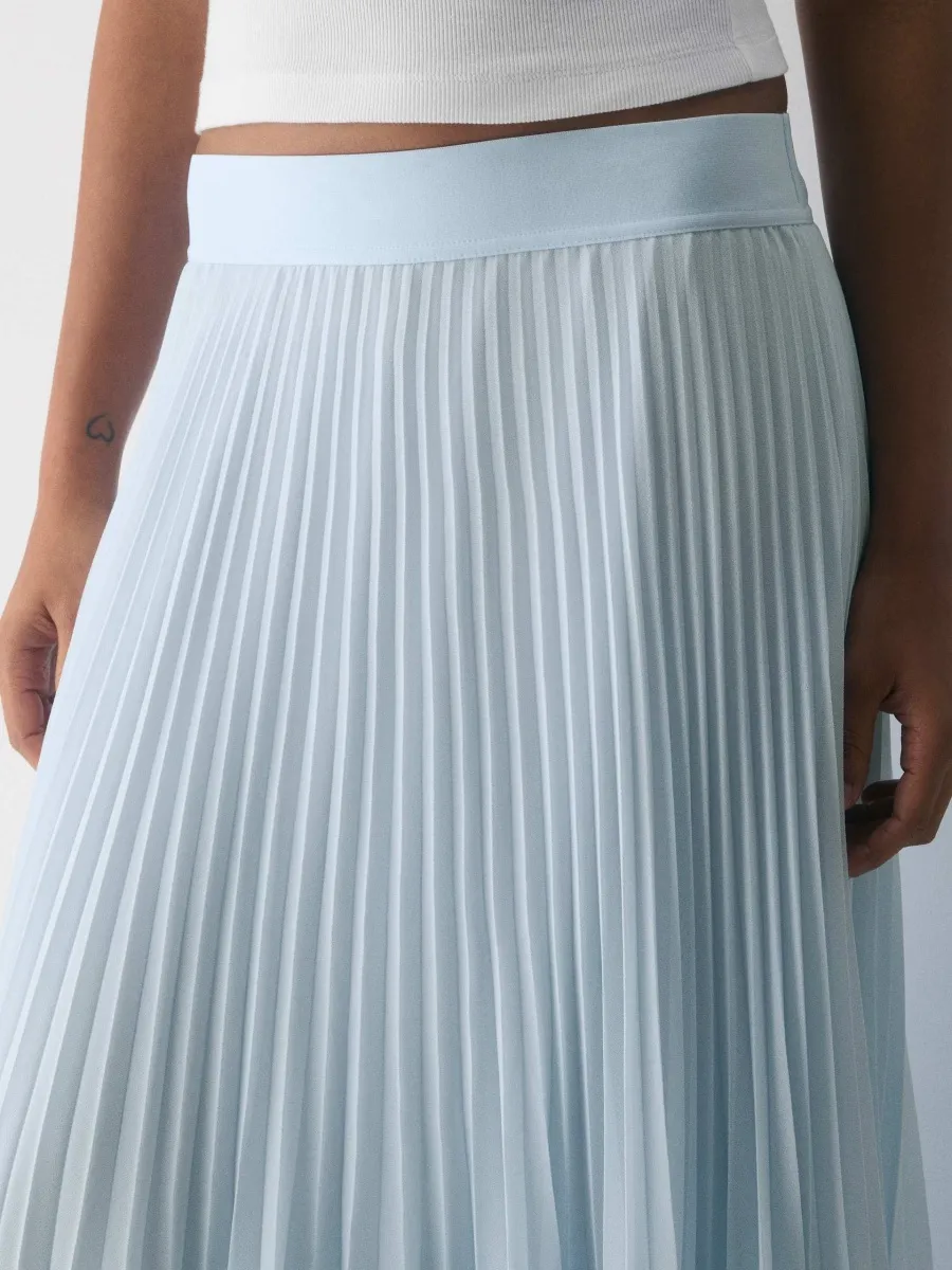 Flowy Pleated Midi Skirt