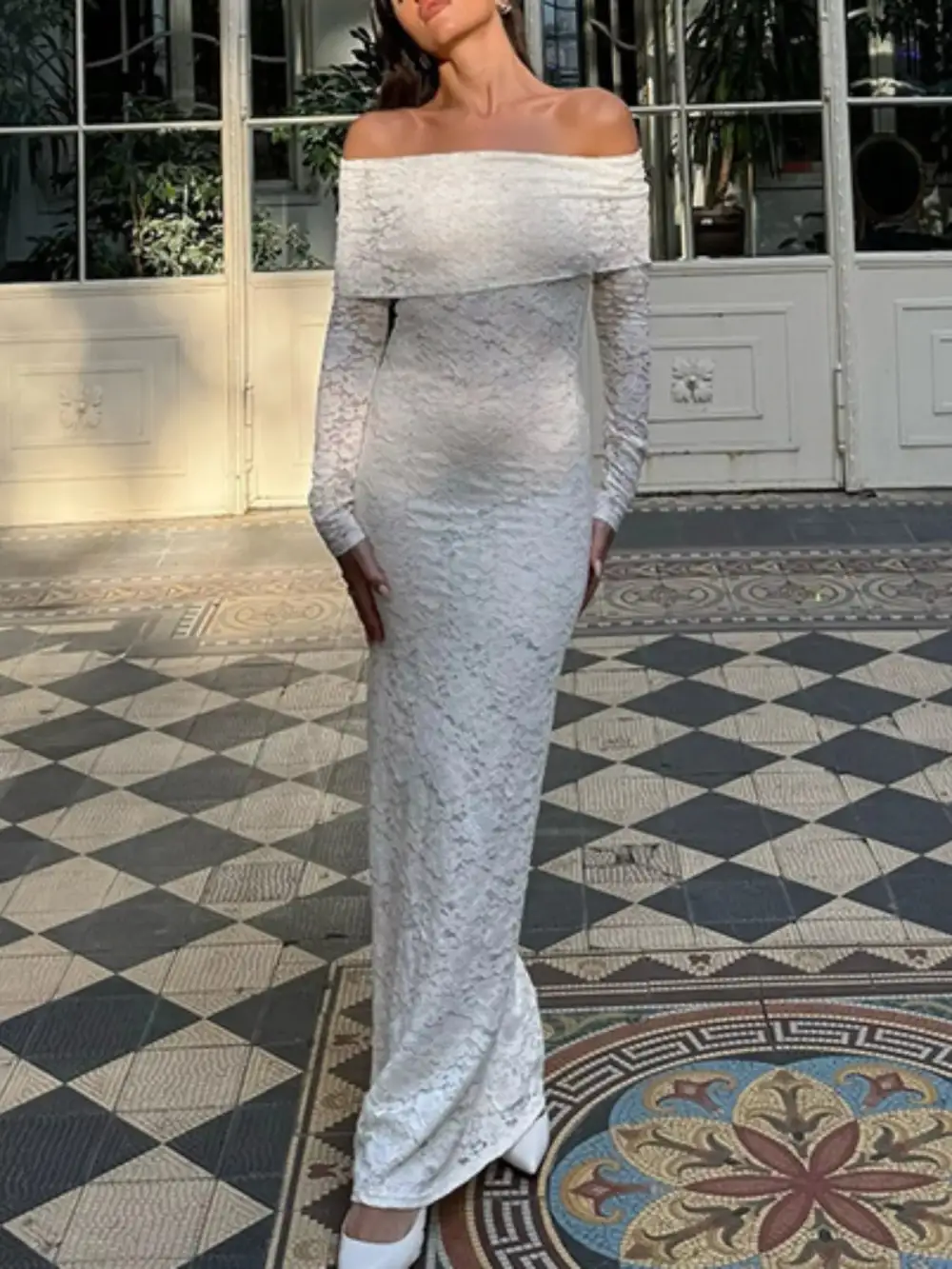 Relaxed Shape Lace Maxi Dress