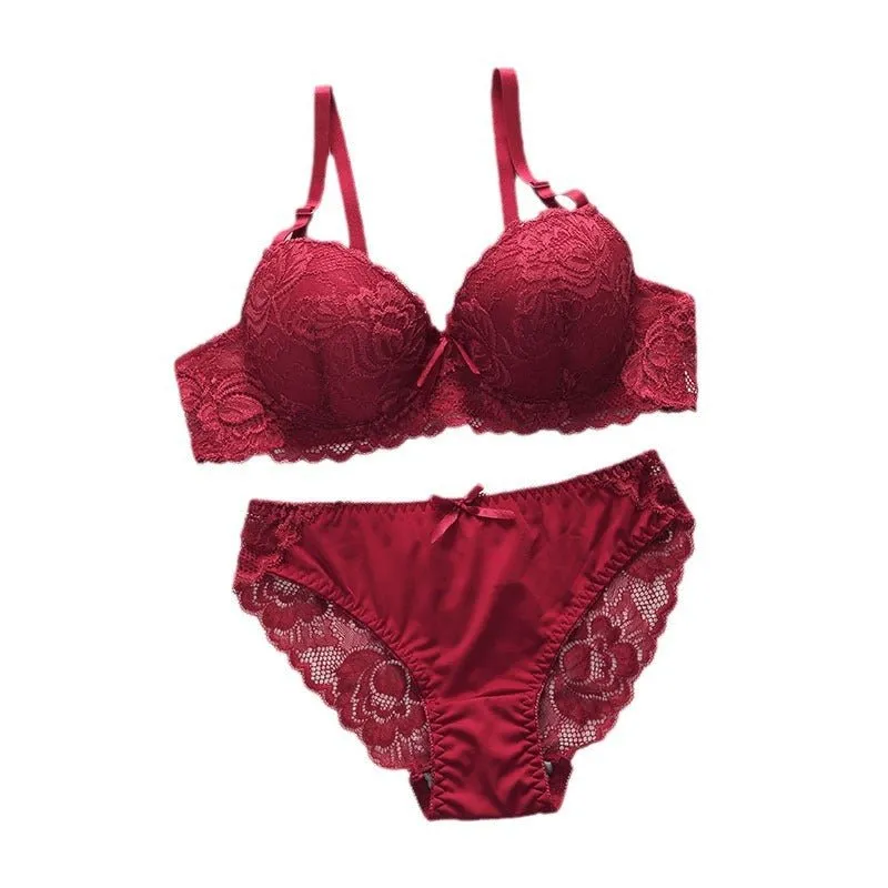 Adjustable Lace Underwire Bra And Panty Set