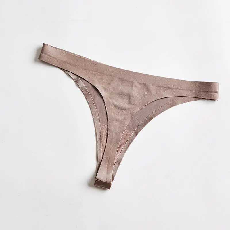 Modern Classic Seamless Thong