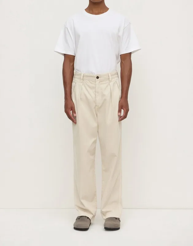 Limestone Pleated Cotton Chinos