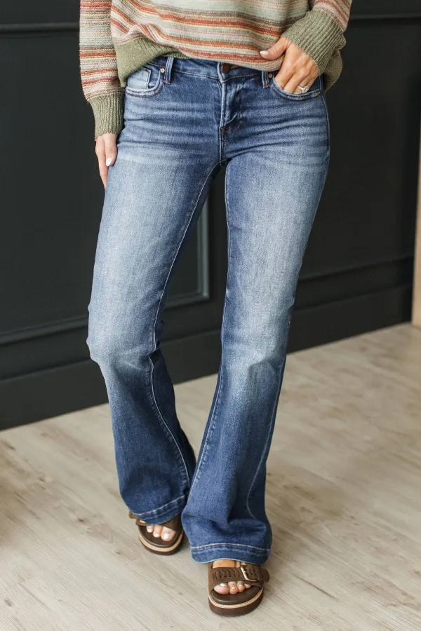 Low-Rise Flare Clean Finish Everyday Jeans