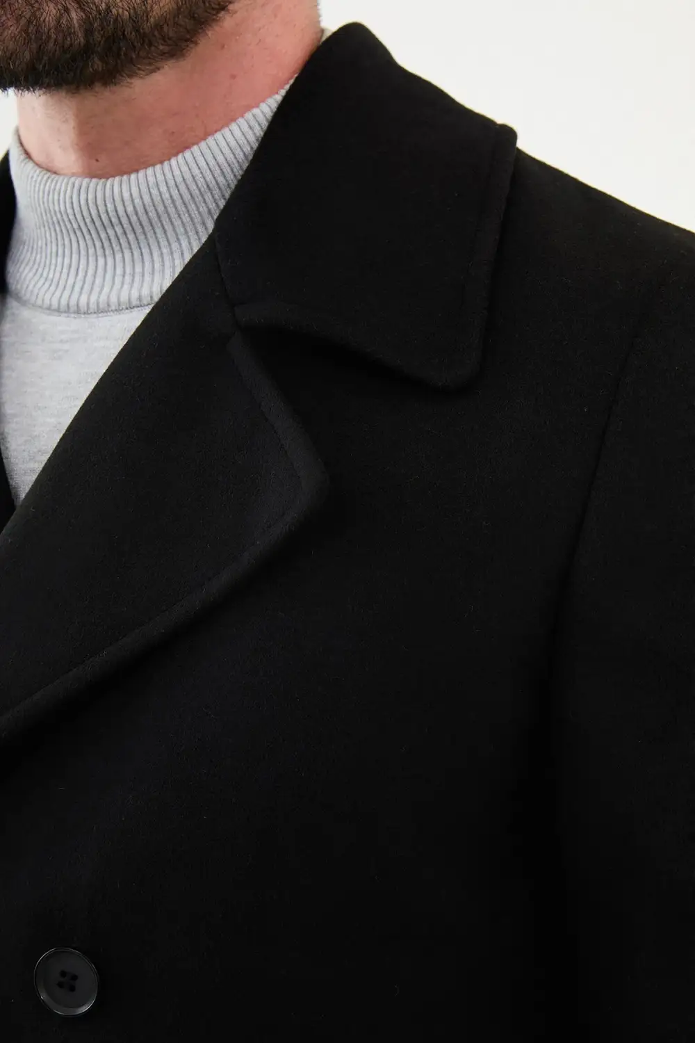 Modern Slim Fit Wool Tailored Coat