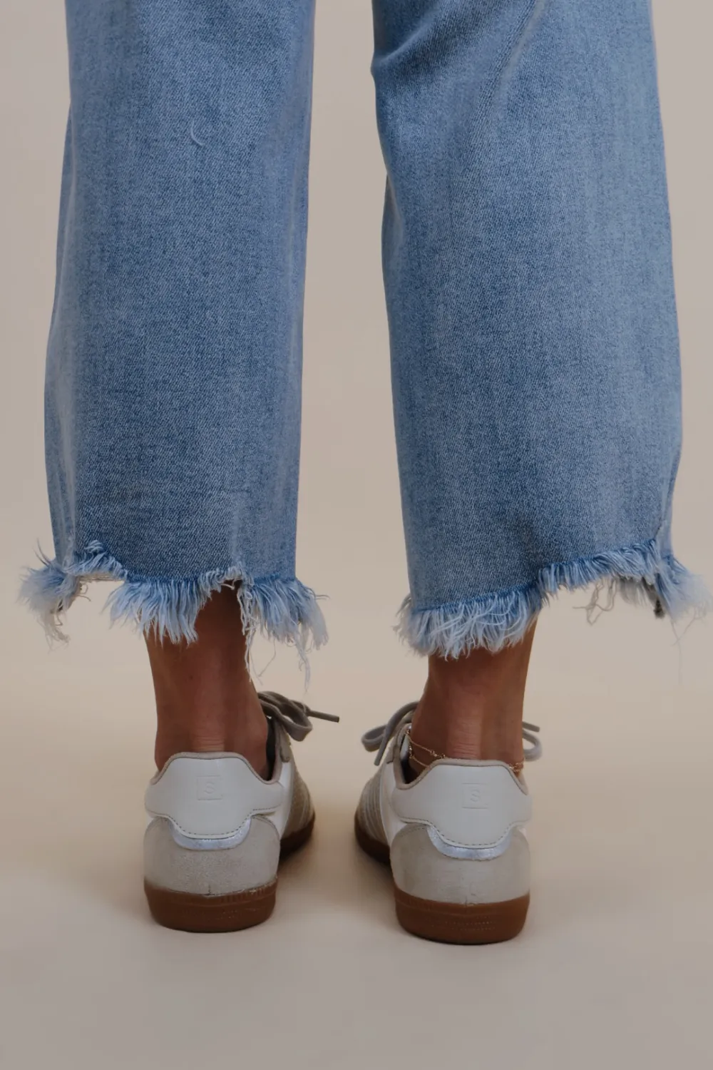 Suede Low Casual Sneakers