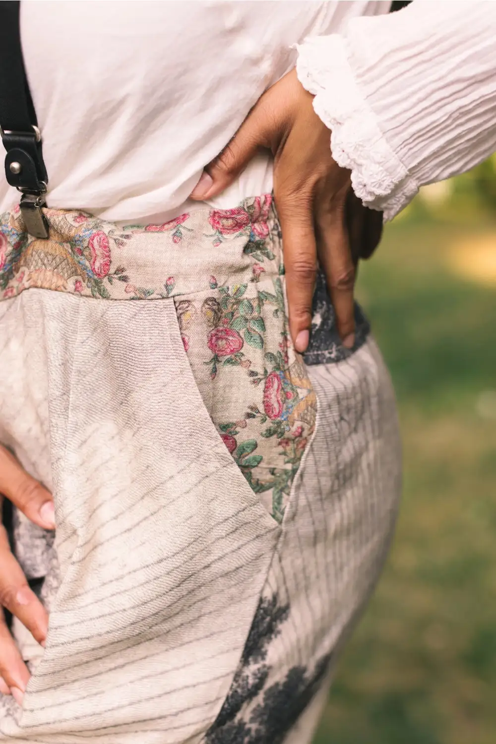 Boho Linen Print Cropped Artist Pants