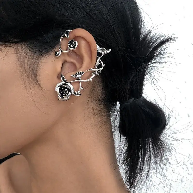 Minimal Vintage Stud Earrings