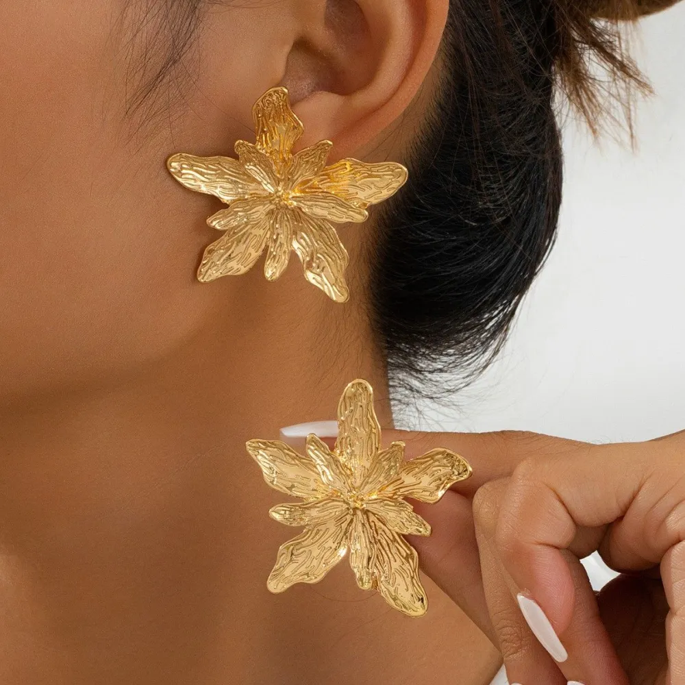 Minimalist Layered Flower Stud Alloy Earrings