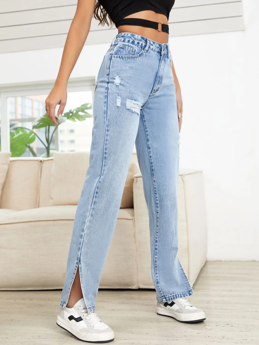Distressed Washed Slit Pocketed Straight Leg Jeans