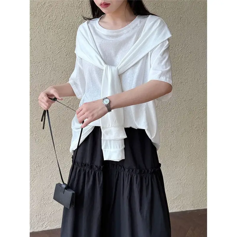 Easy-Wear Two-Layer T-Shirt With Shawl Collar