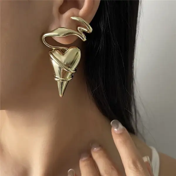 Refined Geometric Heart Earrings