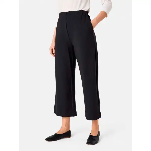 Contemporary Wide-Leg Women's Trousers