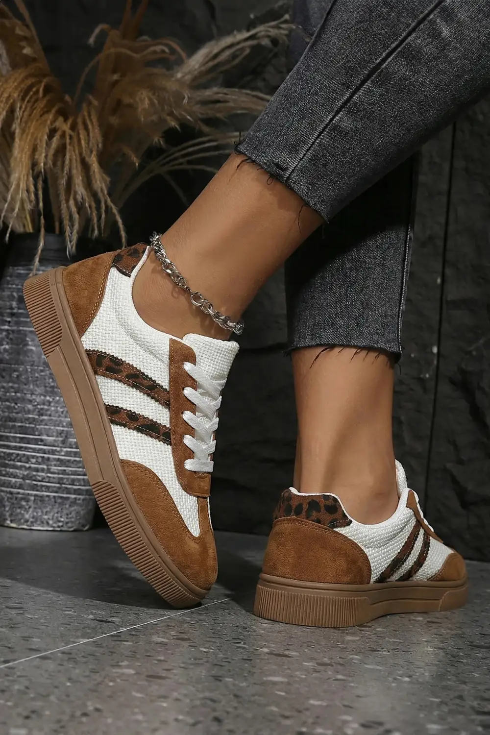 Textured Leopard Leather Woven Patchwork Casual Sneakers