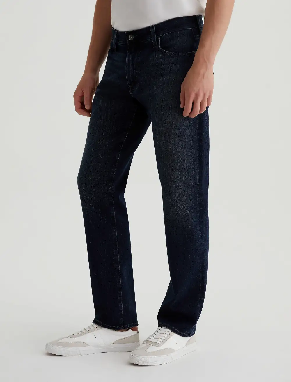 Men's Relaxed Tapered Mid Rise Comfort Stretch Jeans