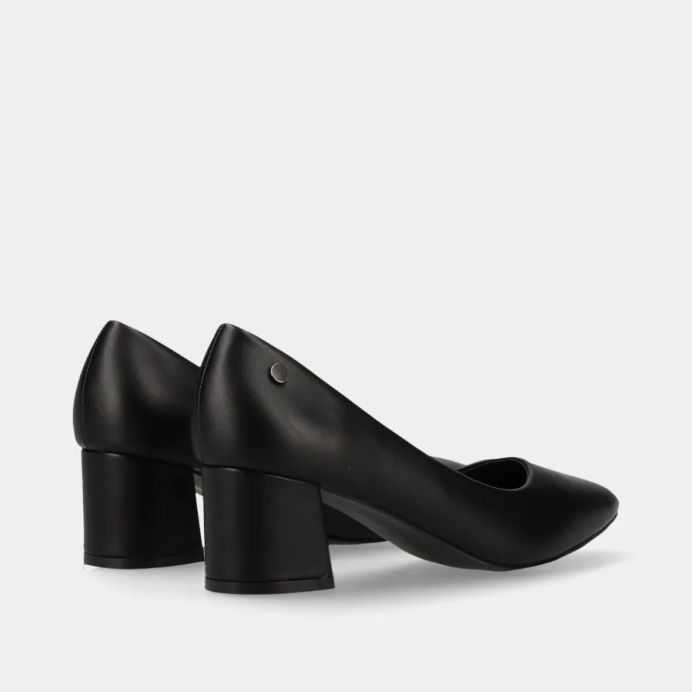 Classic Leather Effect Pointed Toe Pumps