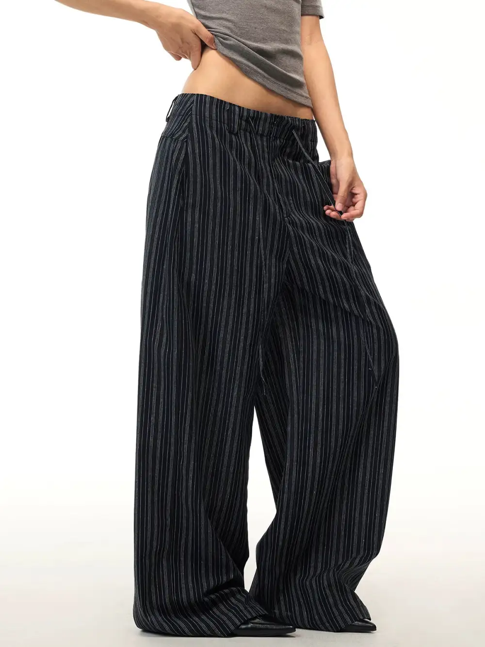Wide-Leg Graphic Pants