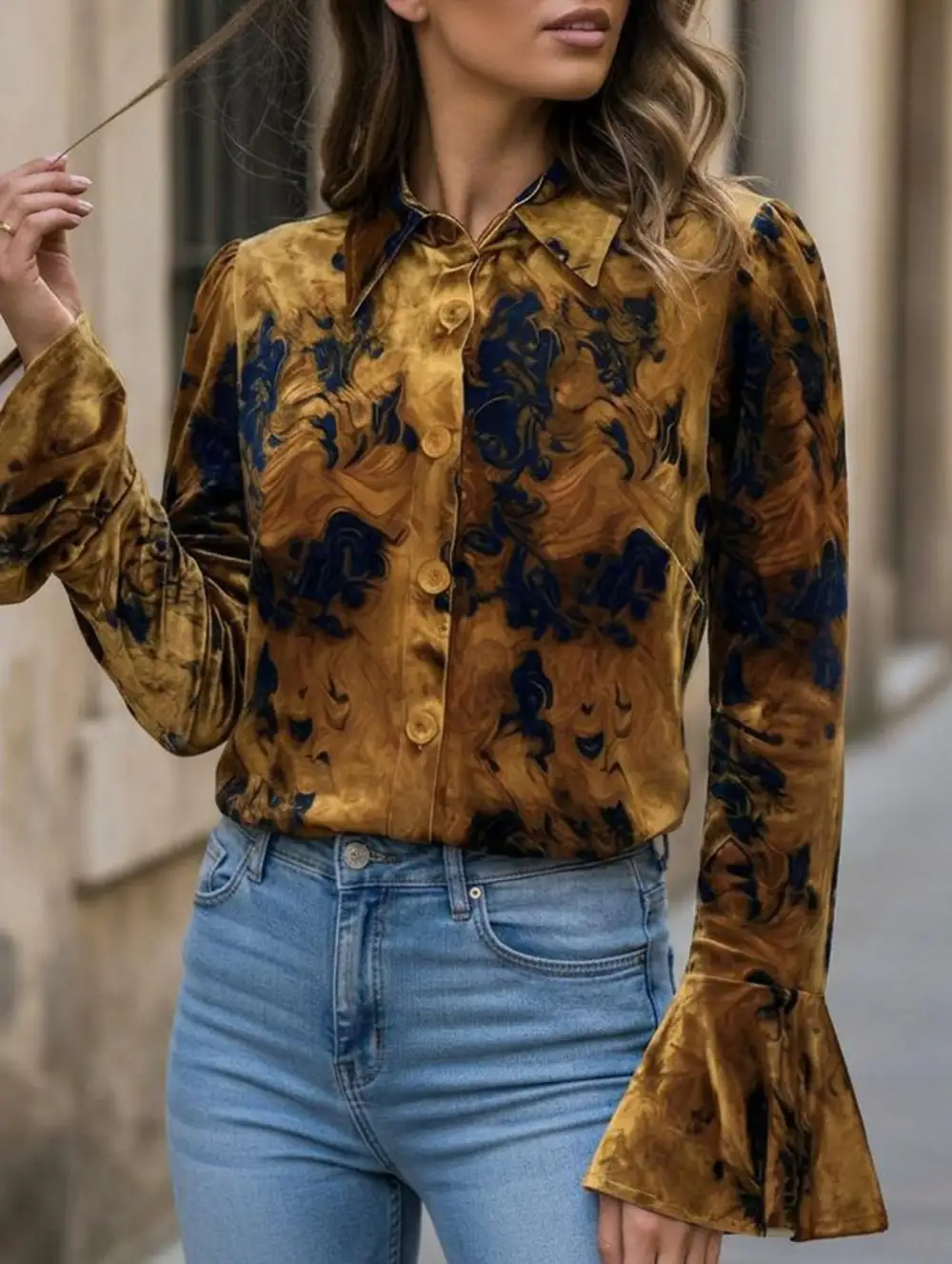 Printed Flare Sleeve Vintage Velvet Top