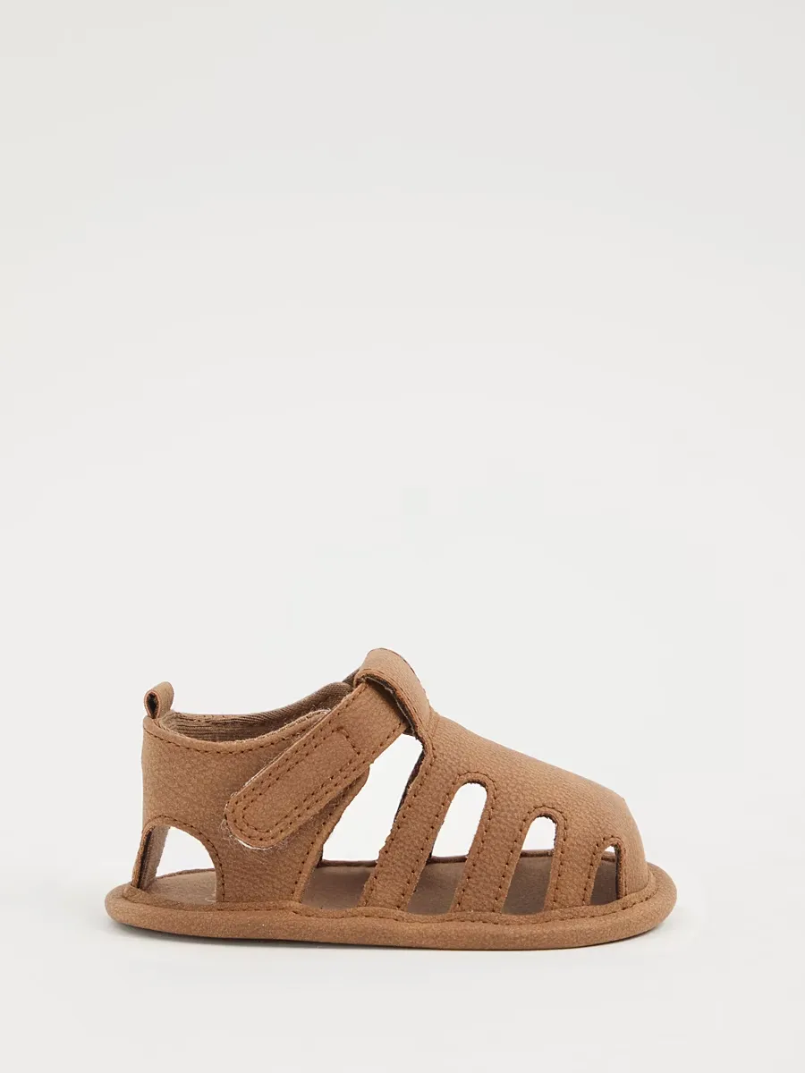 Brown Fisherman Sandals