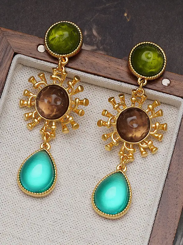 Ornate Vintage-Inspired Accent Earrings