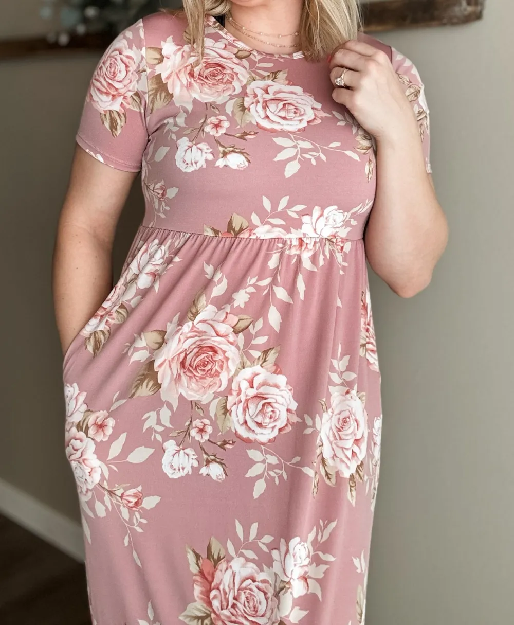 Floral Flow Maxi Dress