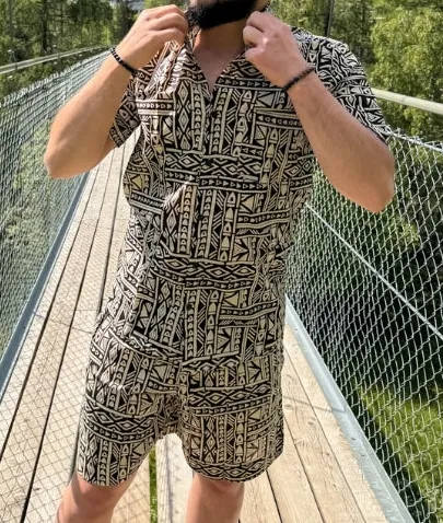 Geometric Print Men's Shirt