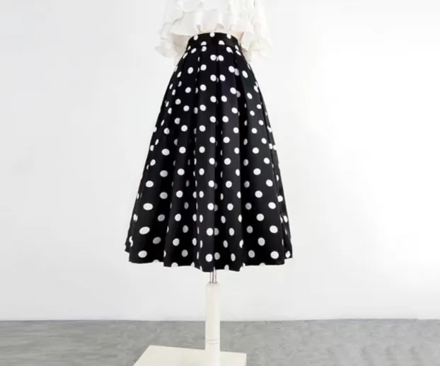 Weekend Polished High Waist Skirt