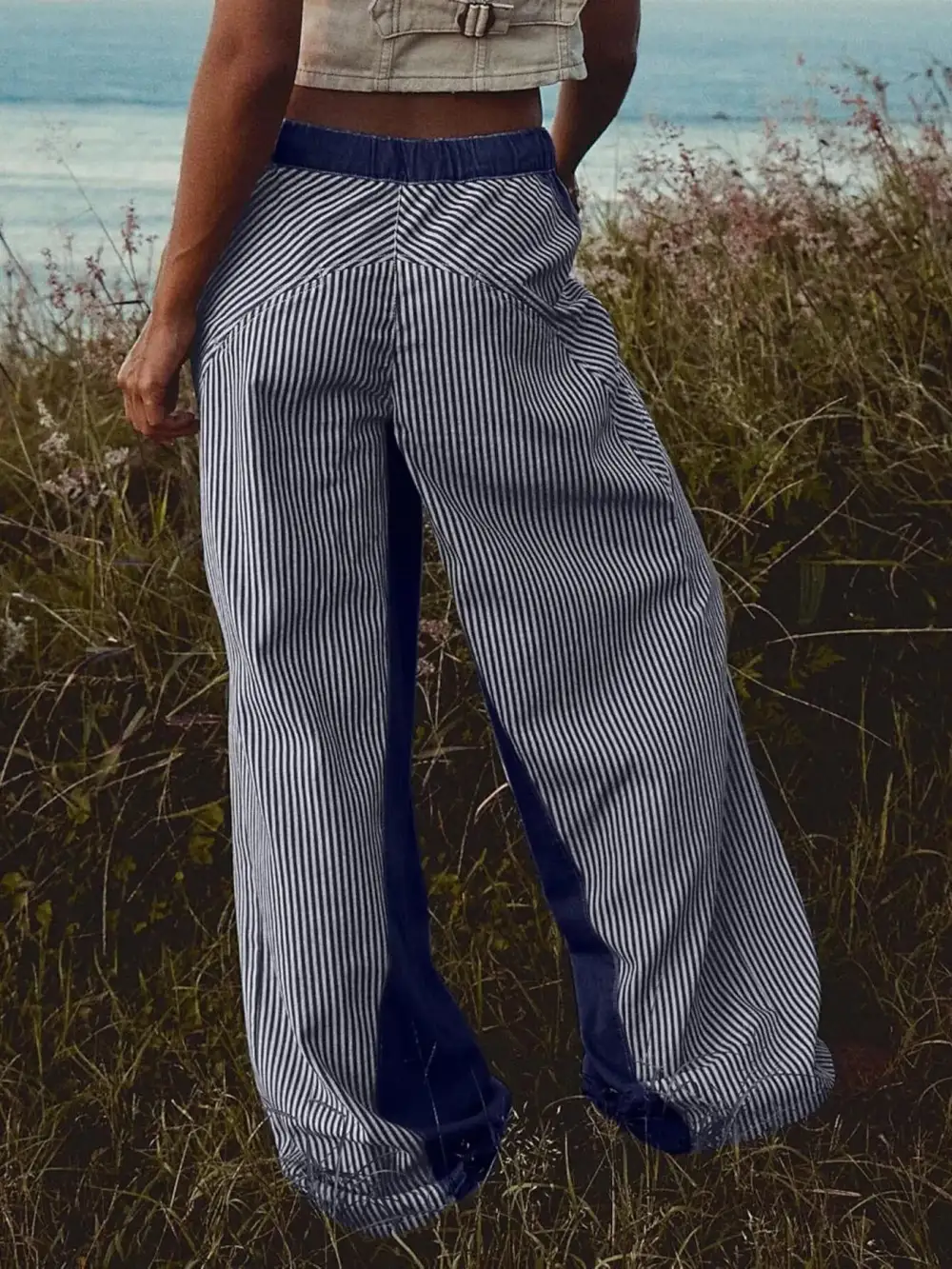 Relaxed Striped Wide Leg Jeans