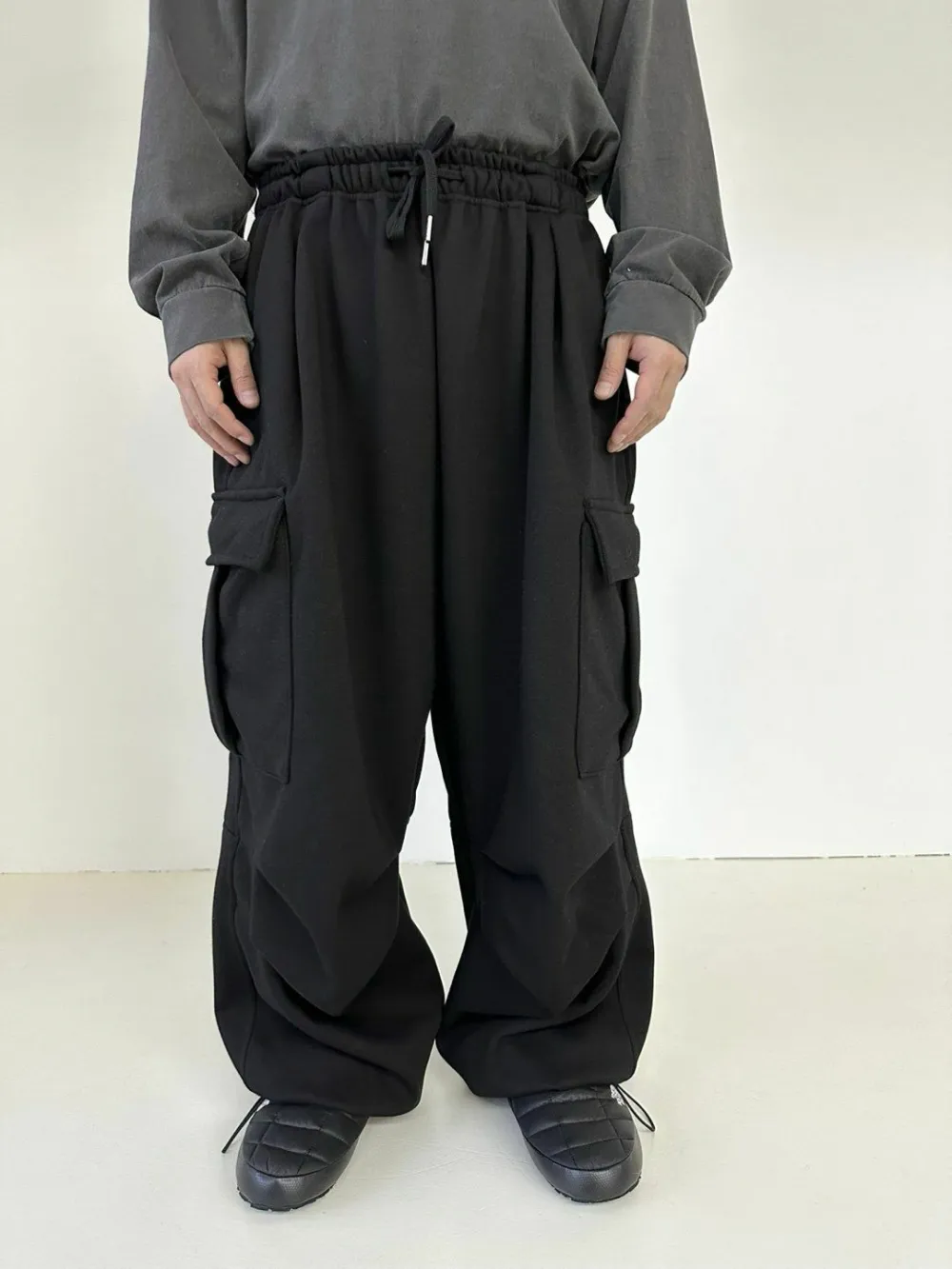 Velvet Lined Cuffed Relaxed Cargo Pants