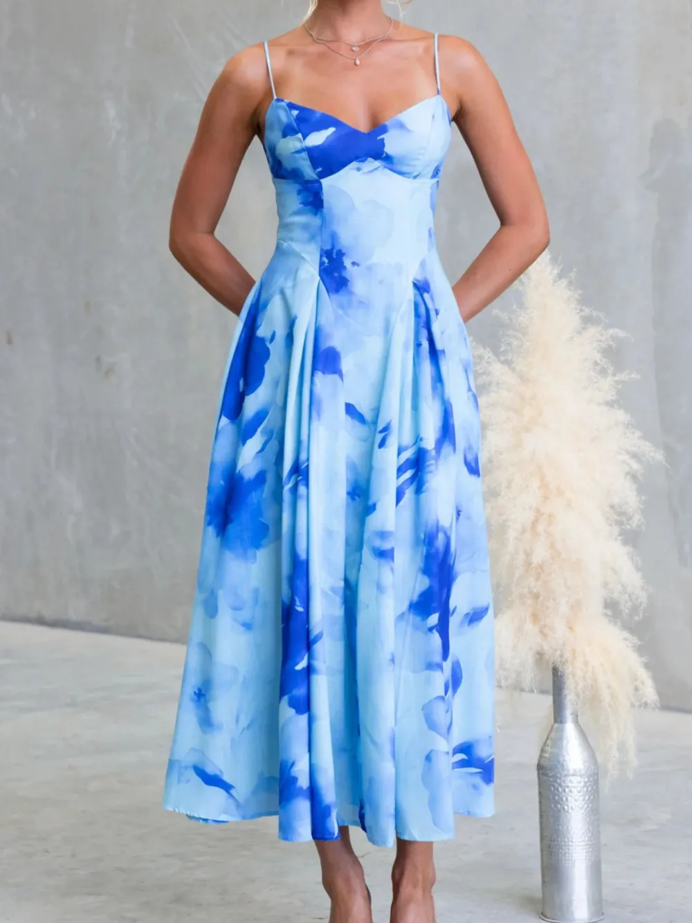 Simple Print Spaghetti Strap Midi Dress