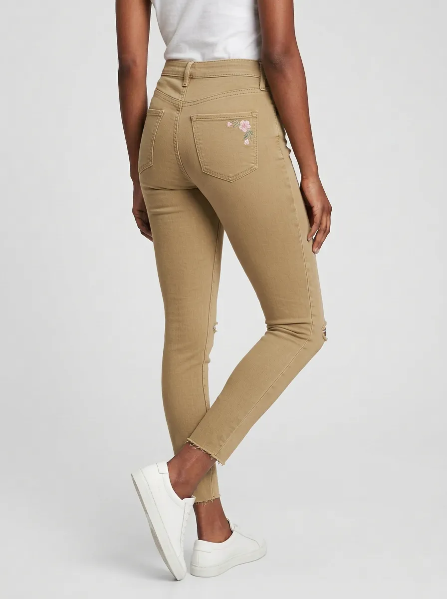 Women's Floral Embroidery Pocket Printed Slim Jeans