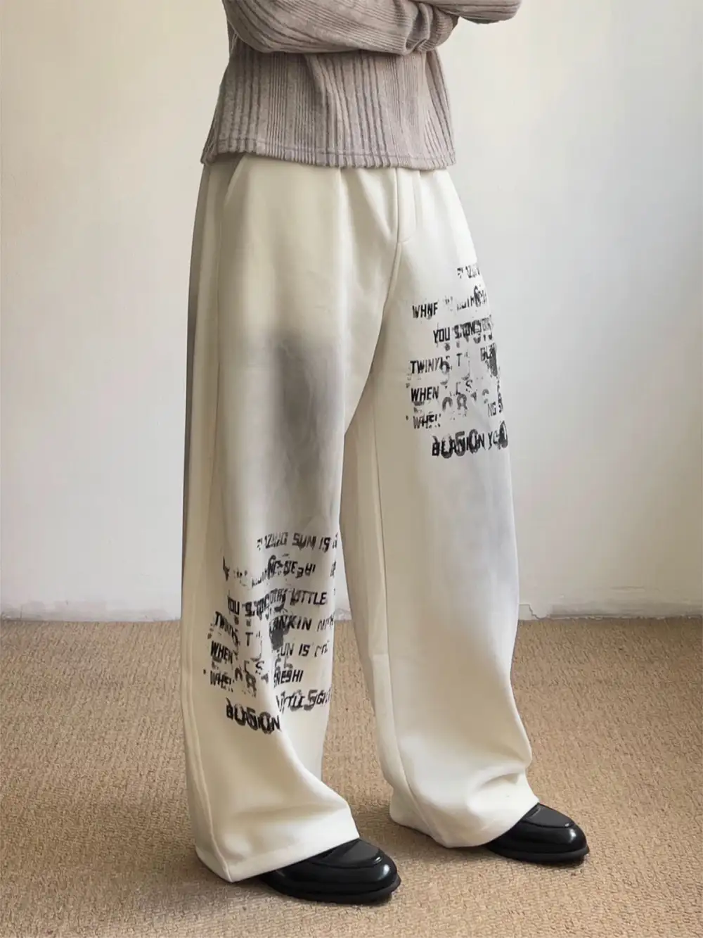 Wide-Leg Graffiti Printed Pants