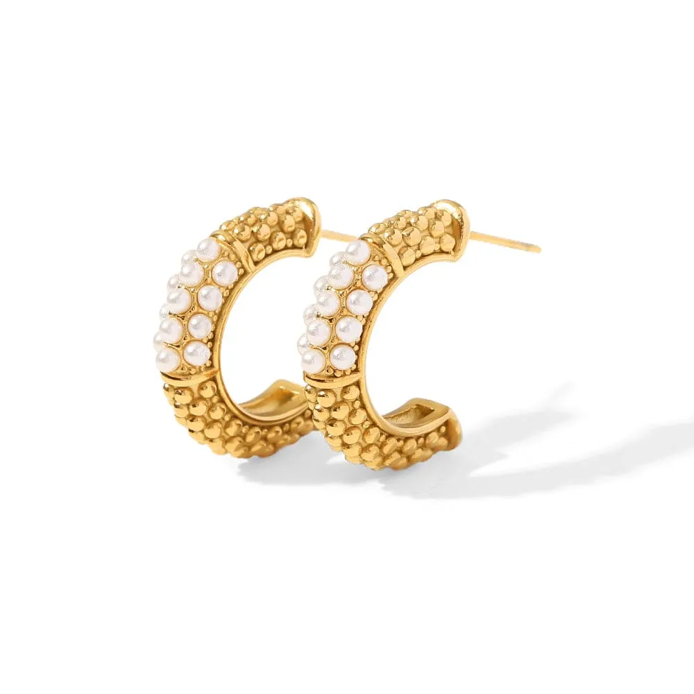 Pearl Chic Hoop Earrings