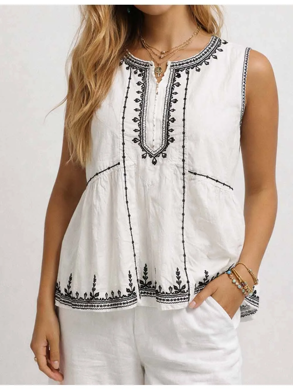Boho Embroidery Round Neck Button Sleeveless Top