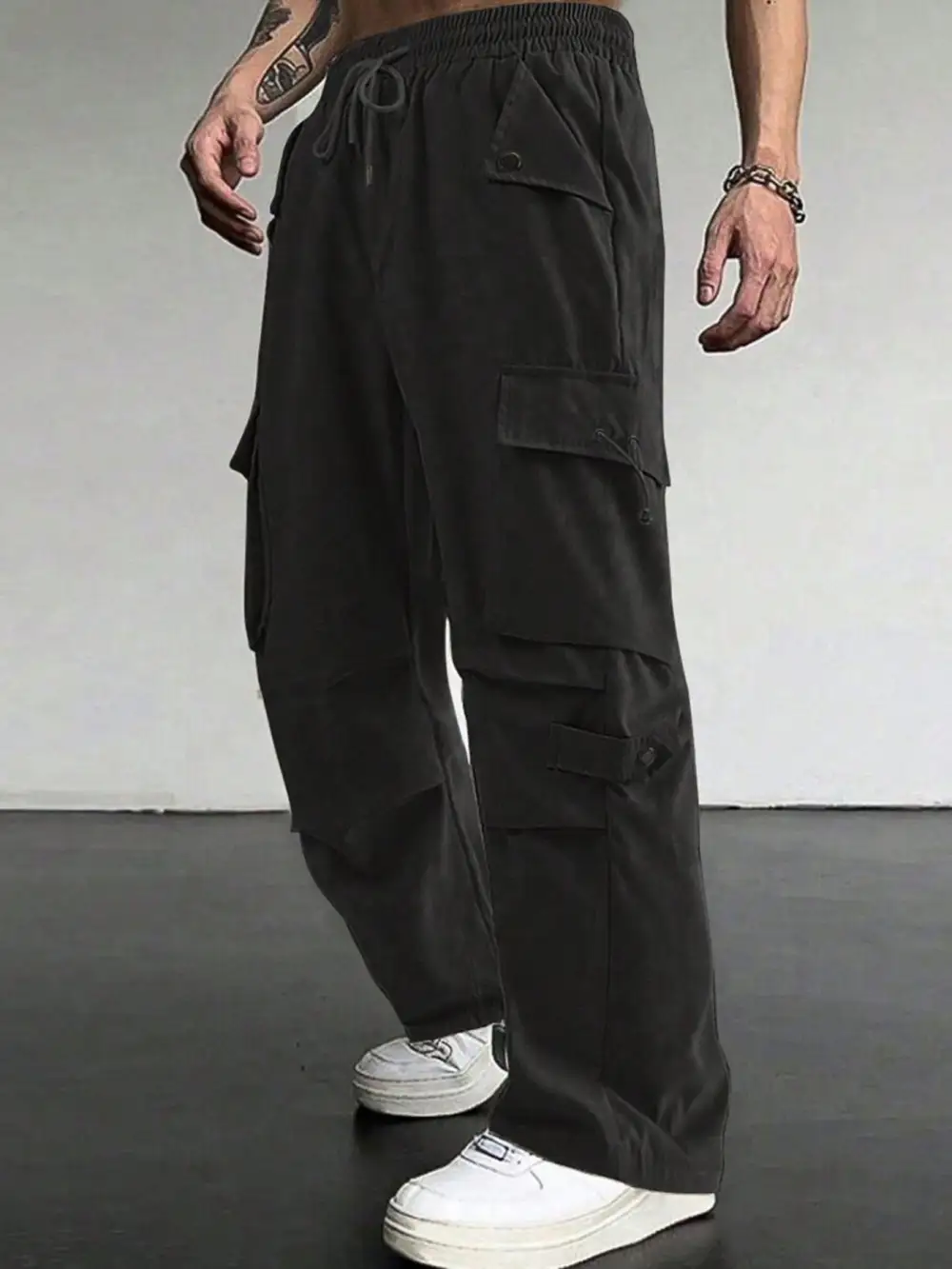 Modern Men's Loose Fit Cargo Pants