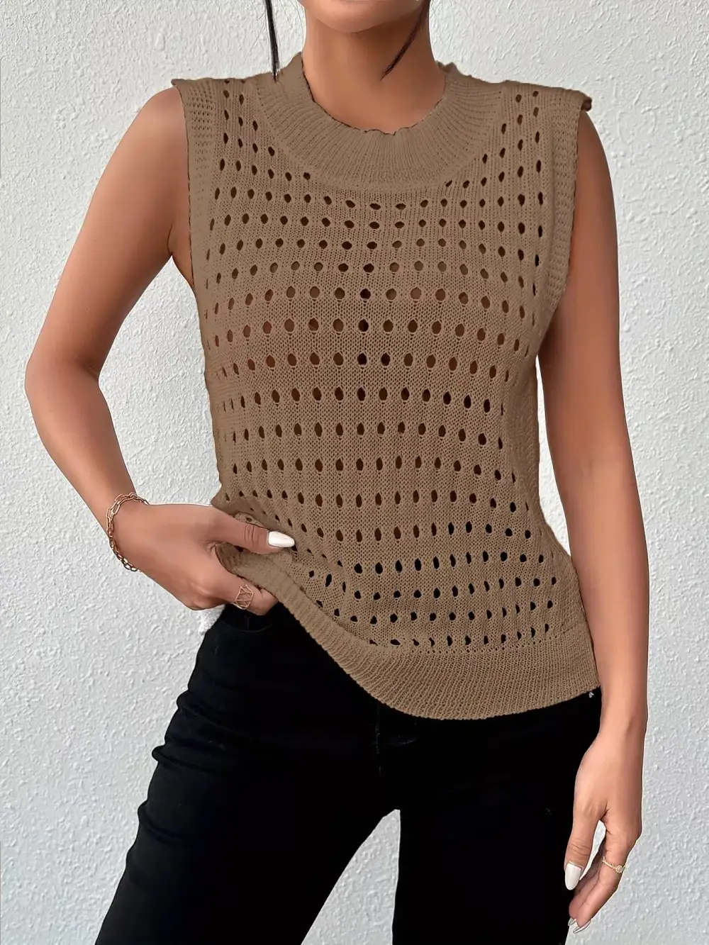 Round-Neck Knit Tank Top