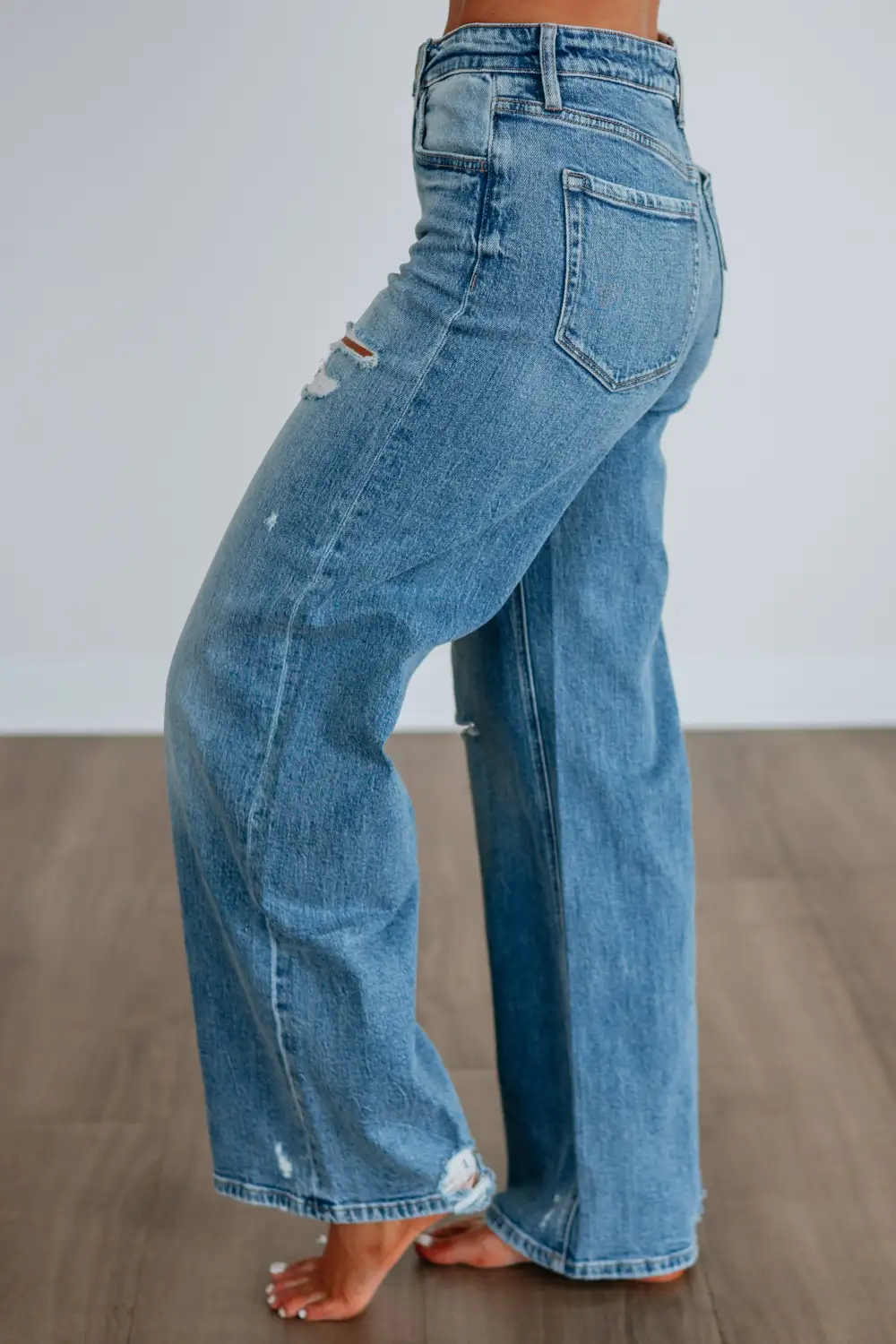 Women's High Rise Wide Leg Fading Whiskering Jeans