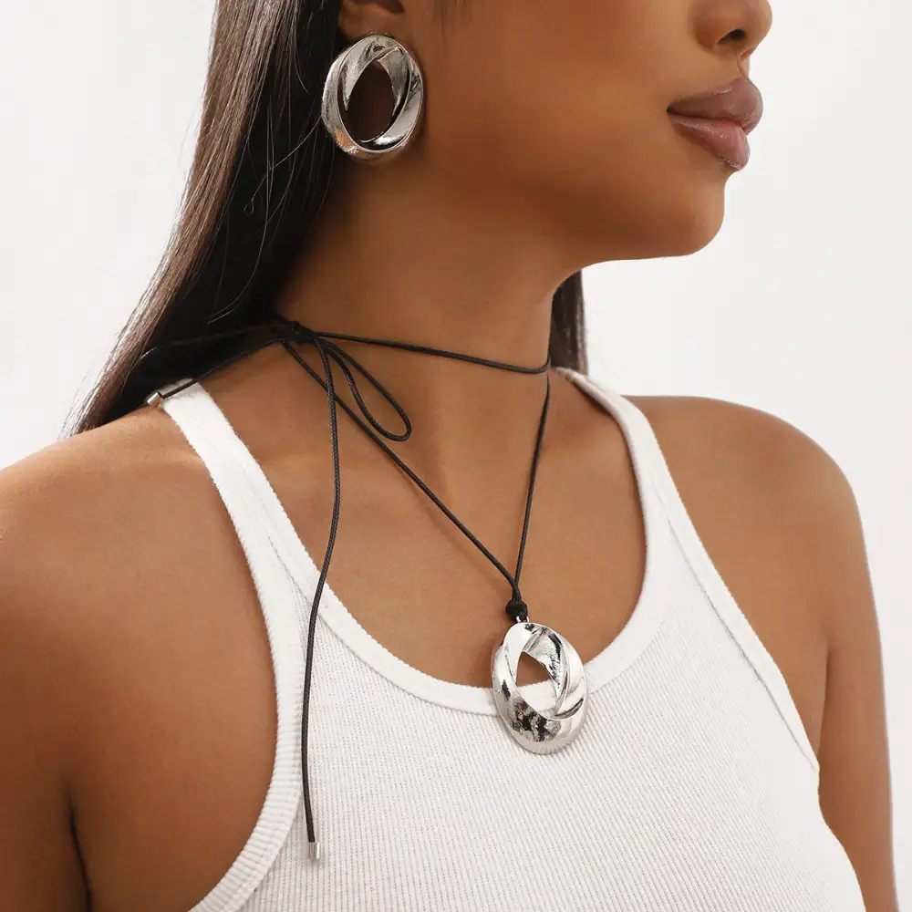 Twisted Geometric Oval Metal Earrings