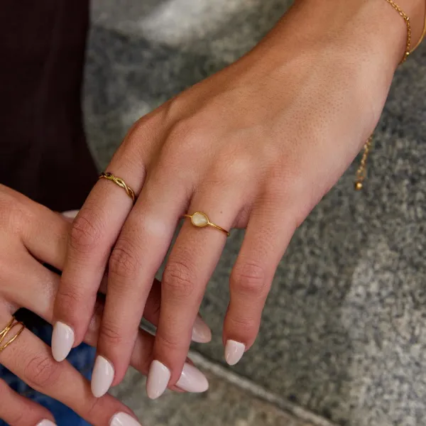 Modern Piece Ring