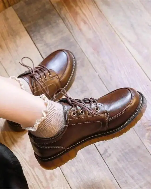 Leather Lace-Up Round-Toe Flats