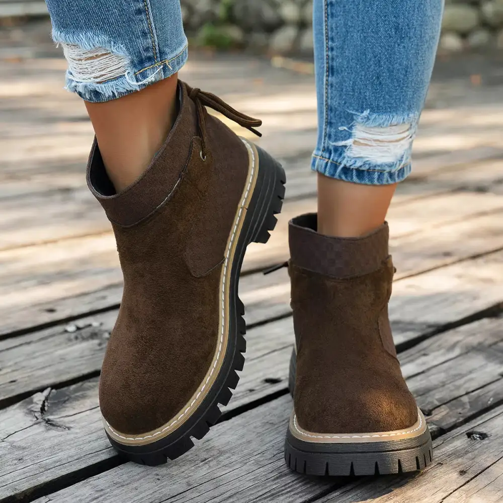 Lightweight Round Toe Platform Boots